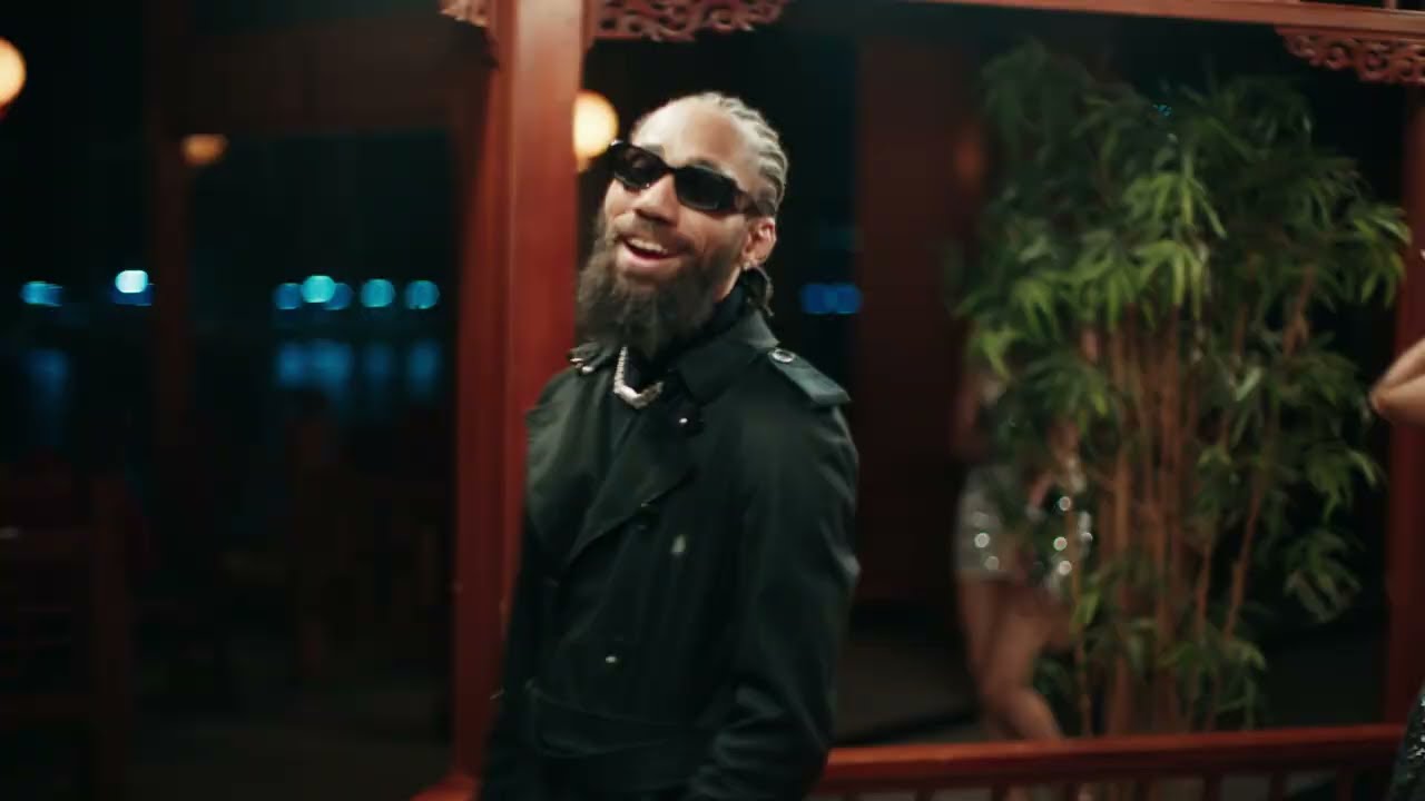 Phyno - BBO (Bad Bxtches Only) (Official Video)