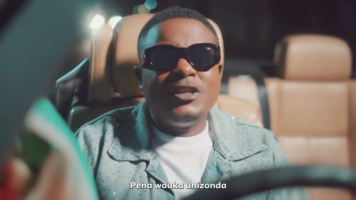 T-Sean - Tawantemwa Saana (Lyric Video) T-Sean - Tawantemwa Saana (Lyric Video)