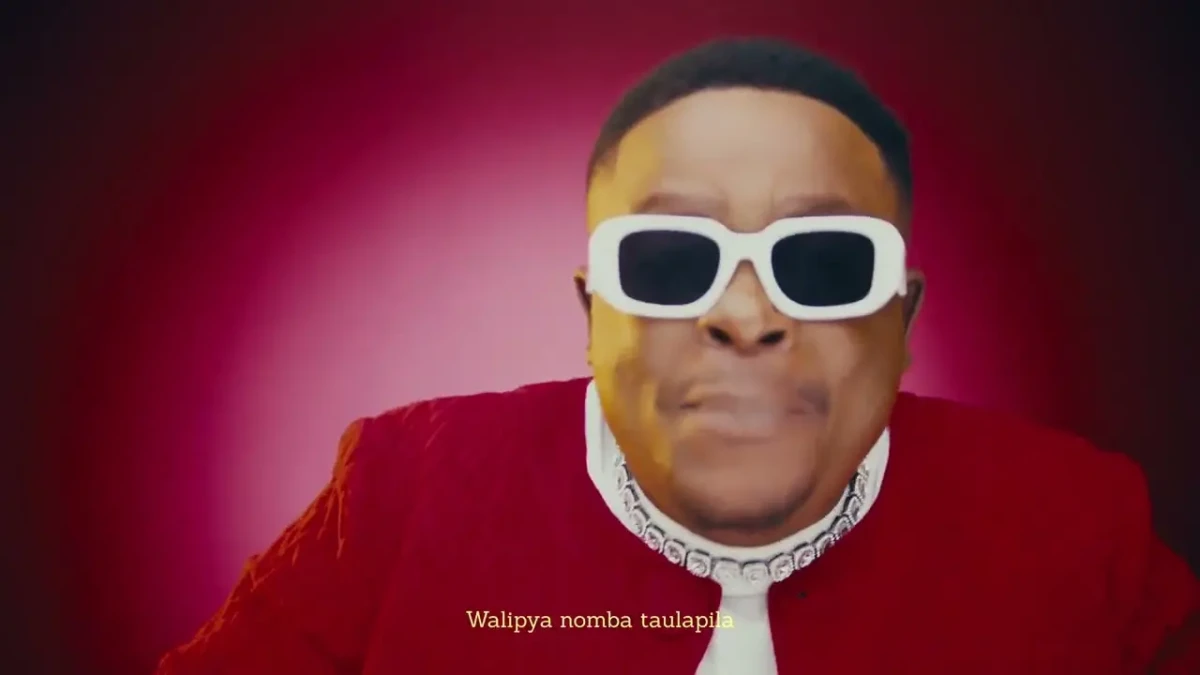 t-sean-wakaso-asaione-lyric-video T-Sean - Wakaso Asaione (Lyric Video)