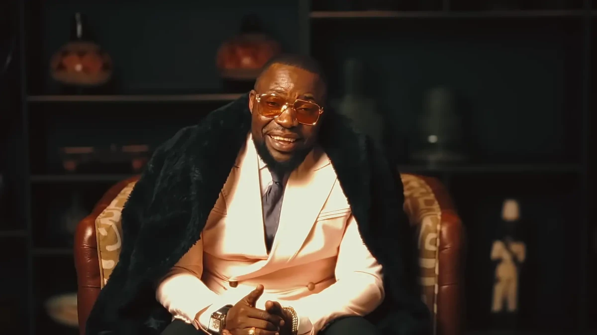 kings-mumbi-kwenyu-5-3-screenshot Kings Mumbi Malembe - Kwenyu (Official Video)