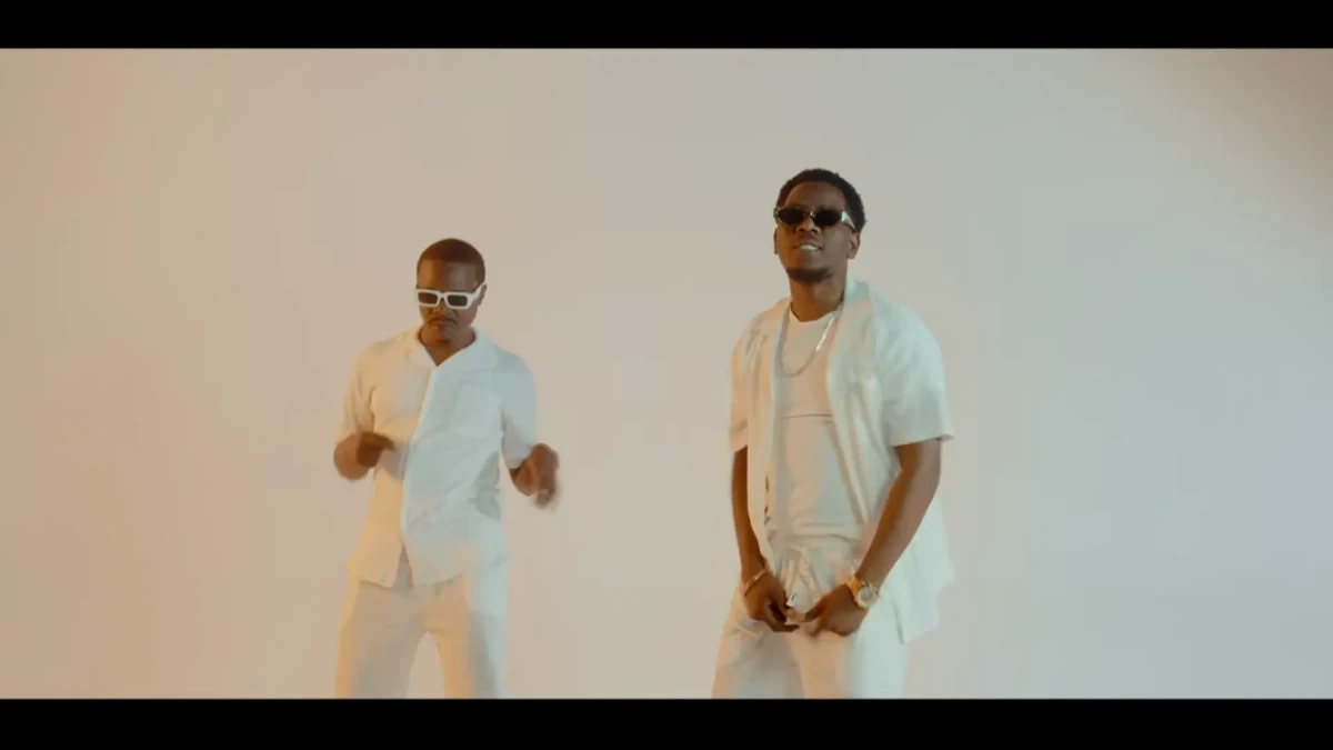 bryan-kombweke-ft-jemax-nimwe-mwalenga-official-video-1-51-screenshot Bryan Kombweke ft. Jemax - Nimwe Mwalenga (Official Video)