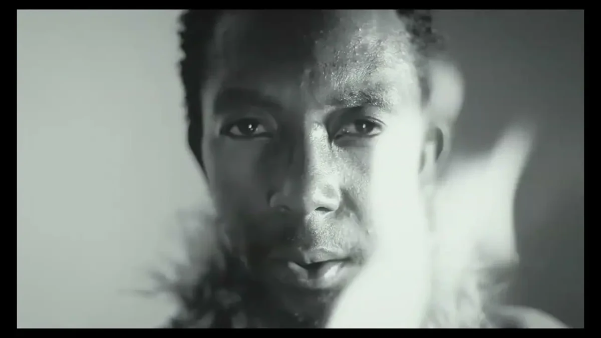 mikha-el-ft-mapsloly-ilelanga-visualizer Mikha'el ft. Mapsloly - Ilelanga (Visualizer)
