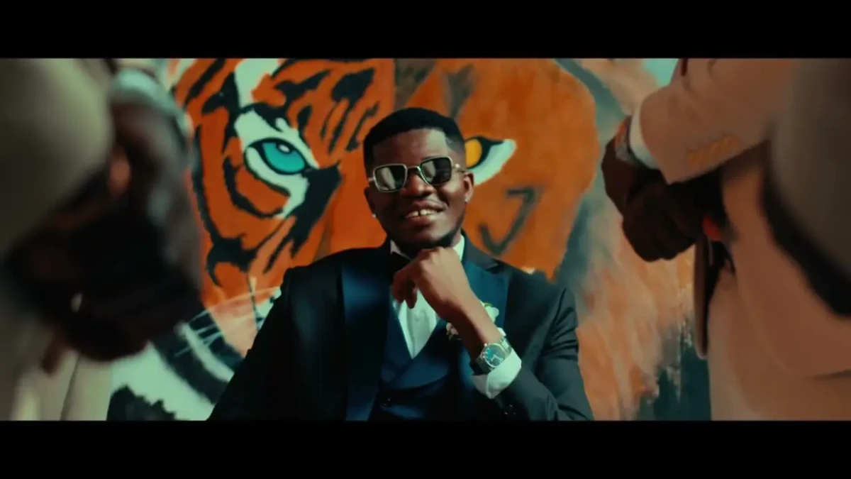 t-low-ft-chile-one-iwe-naine-official-video T-Low ft. Chile One - Iwe Naine (Official Video)