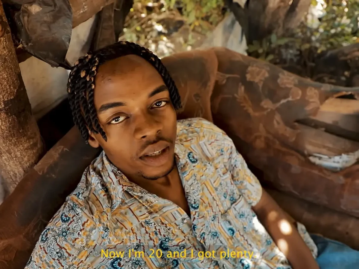 ace-trap-ft-emmie-deebo-rich-by-20-official-video-0-20-screenshot Ace Trap ft. Emmie Deebo - Rich By 20 (Official Video)